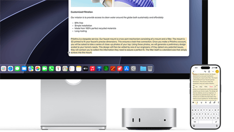 Mac mini sprijeda, smješten ispod Studio Displaya, iPhone se nalazi desno od uređaja i zaslona, tekst odabran uz naredbe izreži, kopiraj, zalijepi i automatski ispuni iznad na iPhoneu odgovara istaknutom tekstu na zaslonu, prikazujući Univerzalni memorijski pretinac